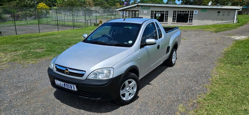 2011 CHEV CORSA UTILITY 1.8i ** CLUB SPEC AIRCON ** GOOD CLEAN BAKKIE ...