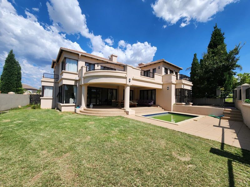BLUE VALLEY GOLF ESTATE - PERFECT
