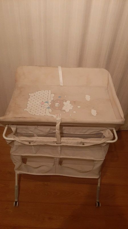 Baby changing station