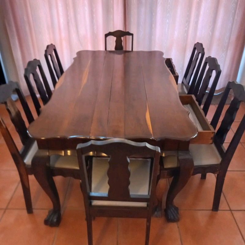 Sideboard, table and 8 chairs