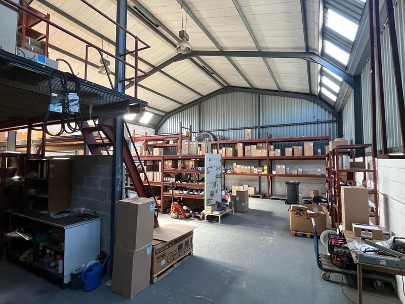477m2 Warehouse to rent in Brackenfell