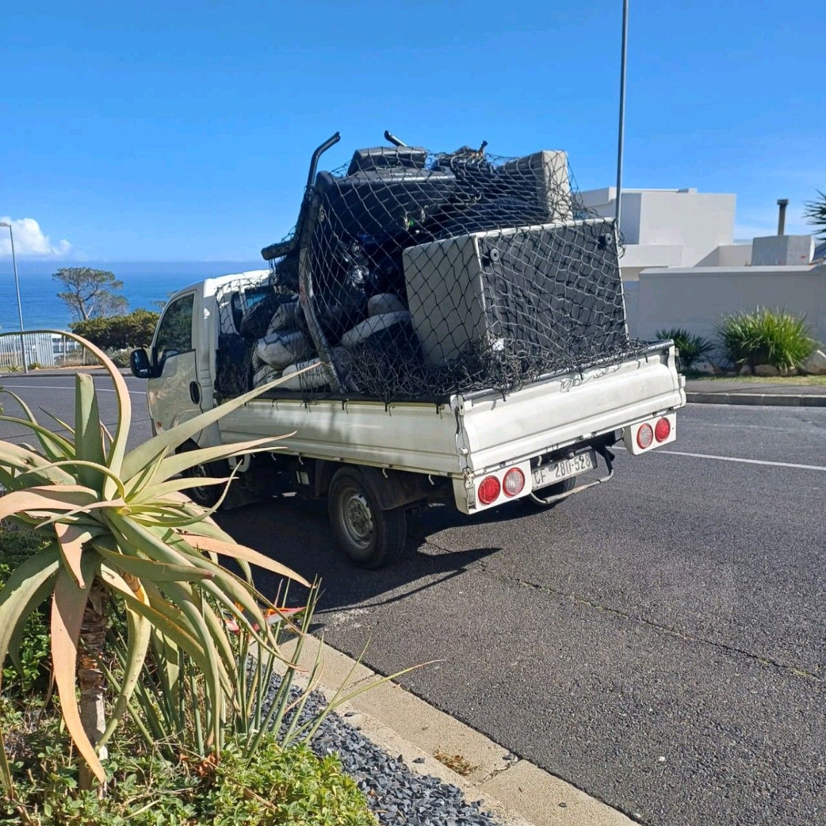 We do furniture and rubble removal Century City Gumtree South Africa