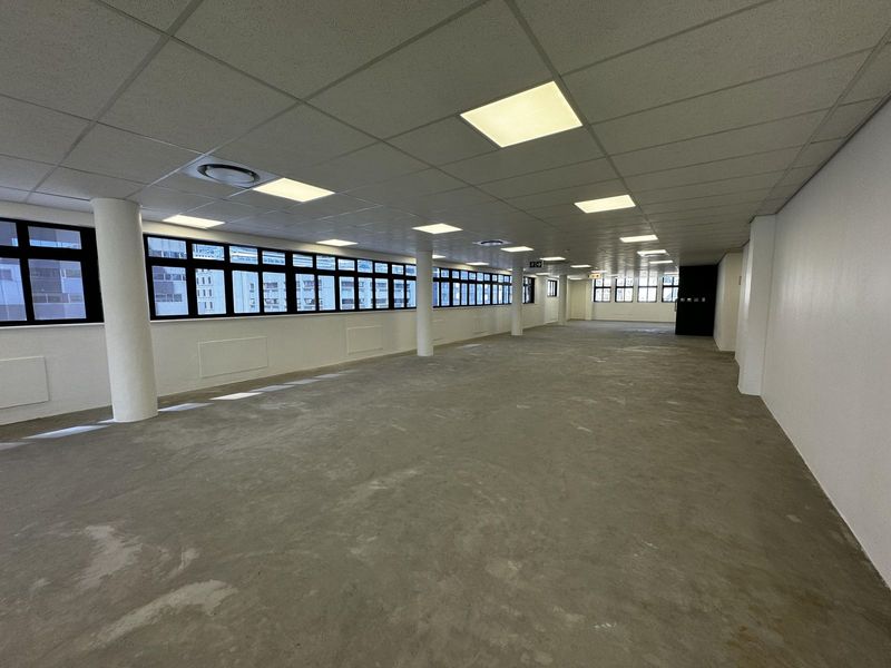 335m2 Office TO LET in Secure Building in CBD, Cape Town.