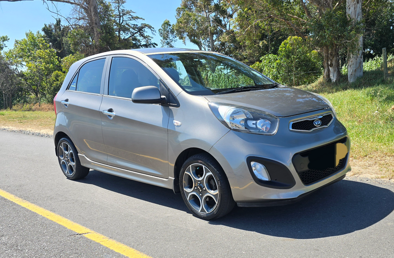 Kia Picanto 2011 Full Spec. Low mileage. With roadworthy