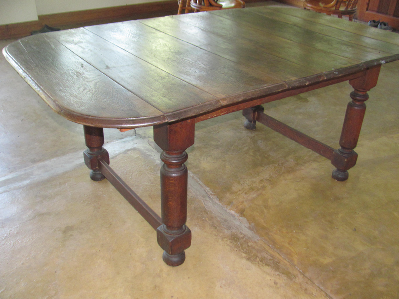 Oak dining room table