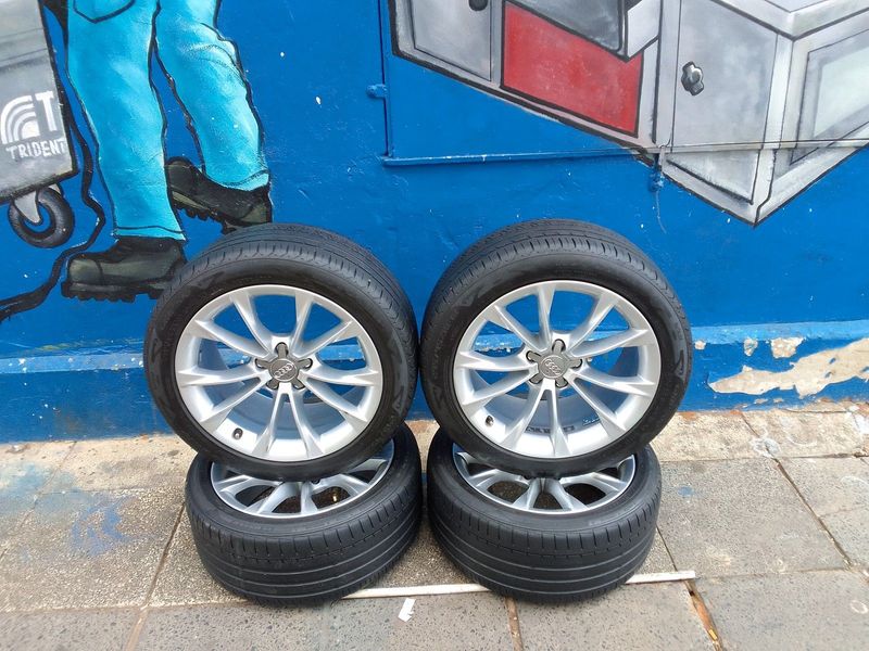 A setof 18inches OEM Audi A4/A5/6 and 7 mags rims 5x112 PCD also fit any 5x112 PCD Car as well.