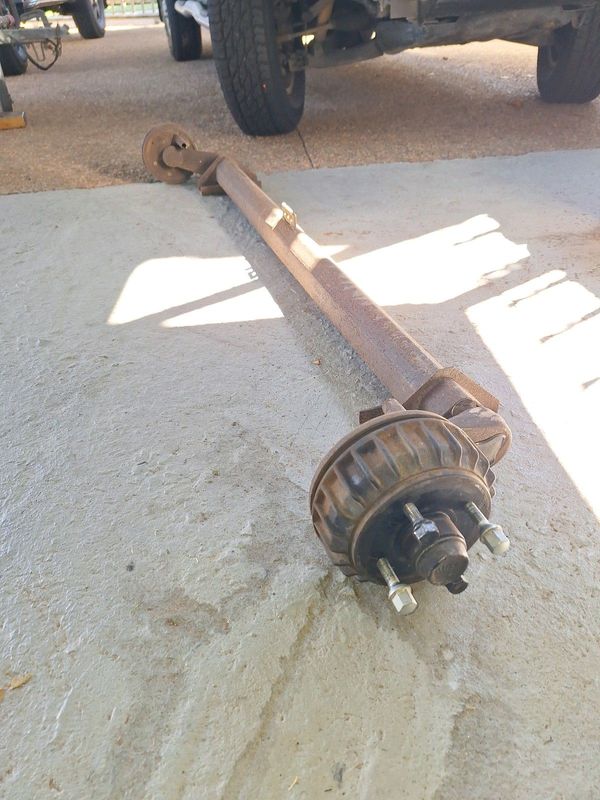 Alco axle for sale. R800. 0842516099