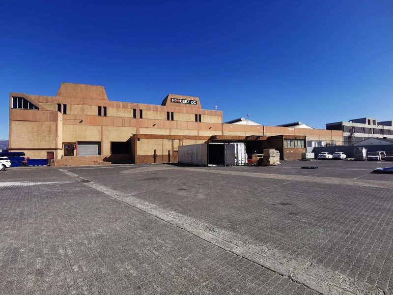 800m2 Warehouse / Factory TO LET in Secure Park In Elfindale, Cape Town.