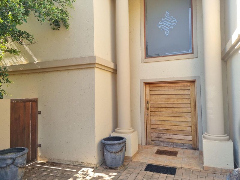 3 Bedroom House For Sale in Silver Stream Estate