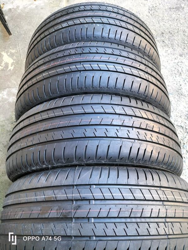 Mercedes Viano tyres 245/50/19 Bridgestone Alenza normal tyres