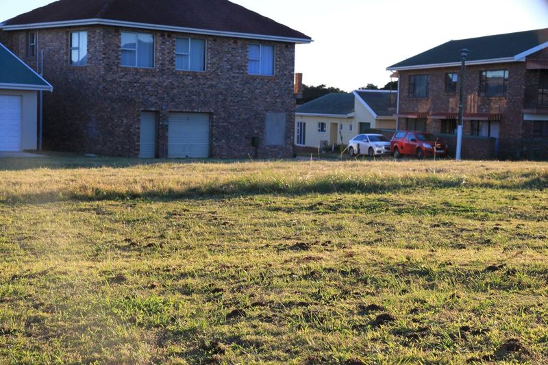 Build your Dream Home in Cosy Corner, Eastern Cape.