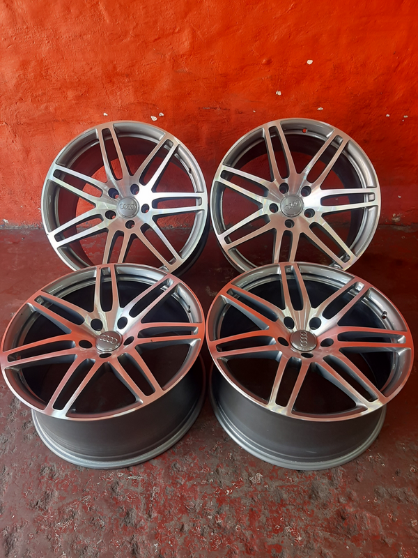 21 inch audi Q7 mag rims available for sale