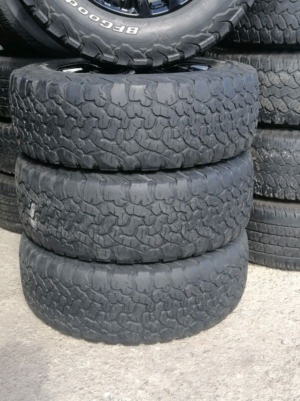 Ford Ranger Thunder 18inch (WITH USED TYRES)