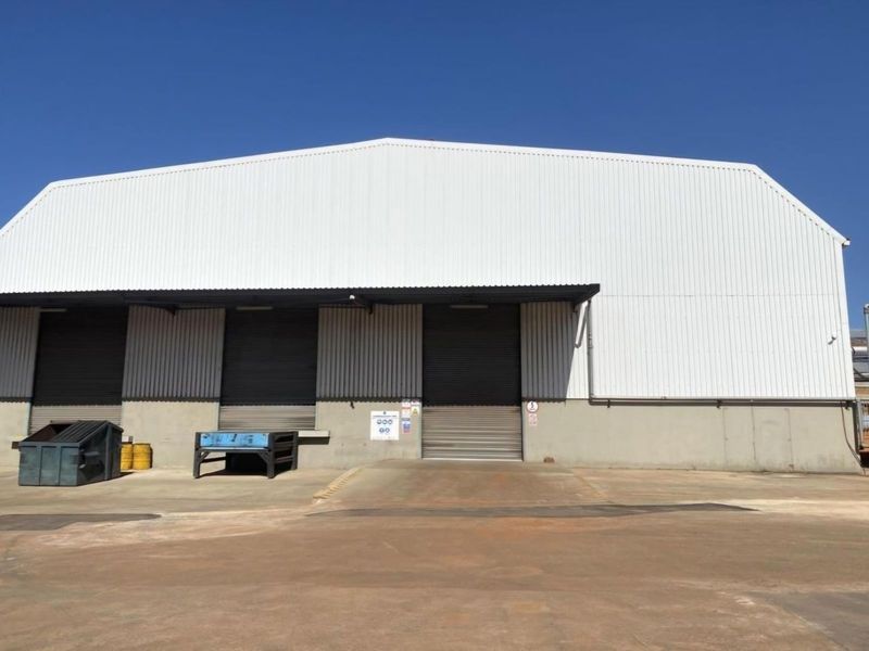 4915m² Industrial To Let in Benoni South at R70.00 per m²