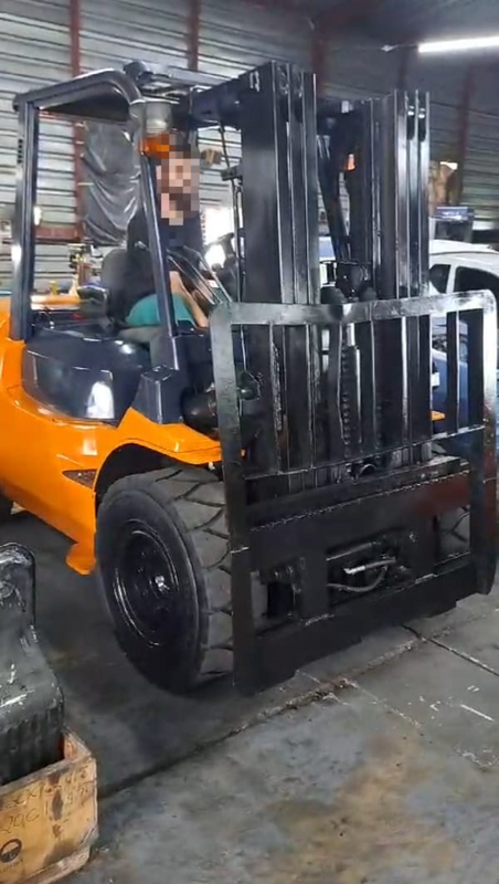 Toyota 4.5 Ton 7 Series Forklift For Sale (009258)