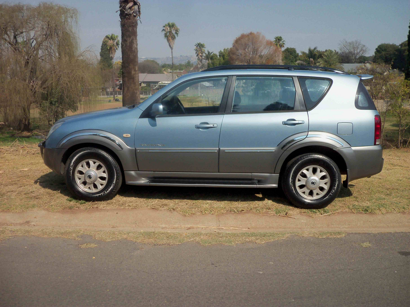 2004 Ssangyong Rexton  270Xdi 4x4 Automatic