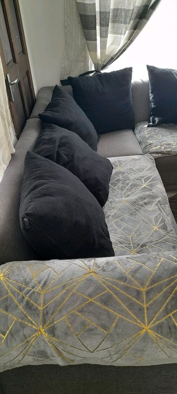 5 seater couch for sale