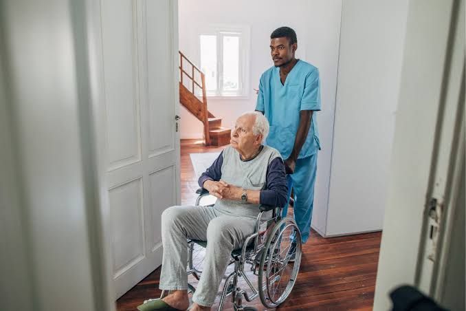 38 Male Caregiver Available free for Live in