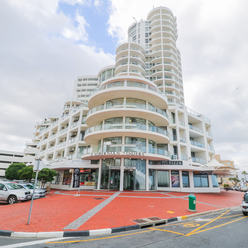 Luxurious 3 Bedroom Apartment with Breathtaking Mountain &amp; Sea Views in Strand