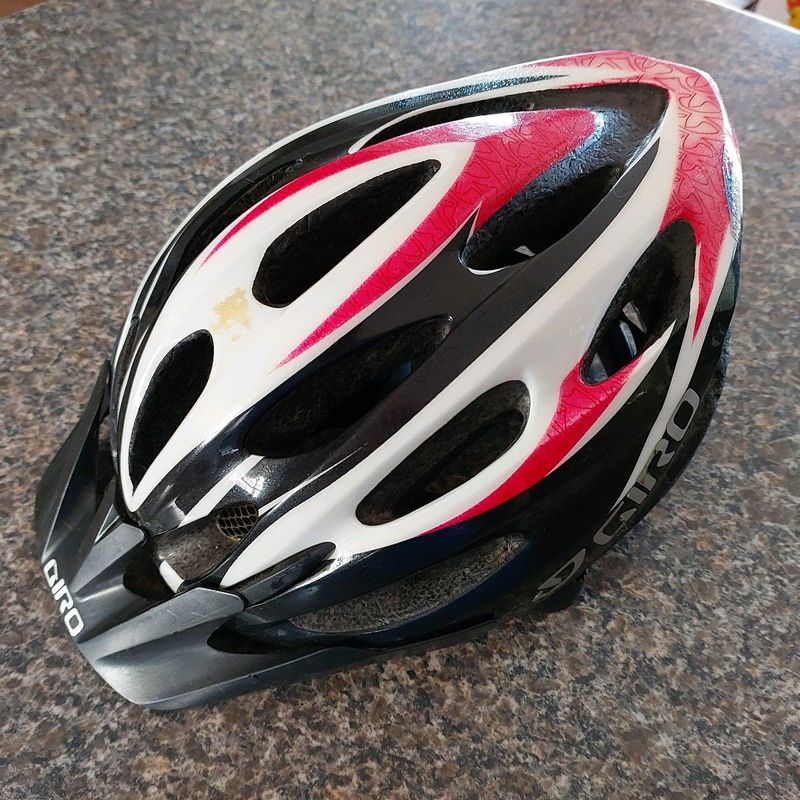 BICYCLE HELMETS (Secondhand)