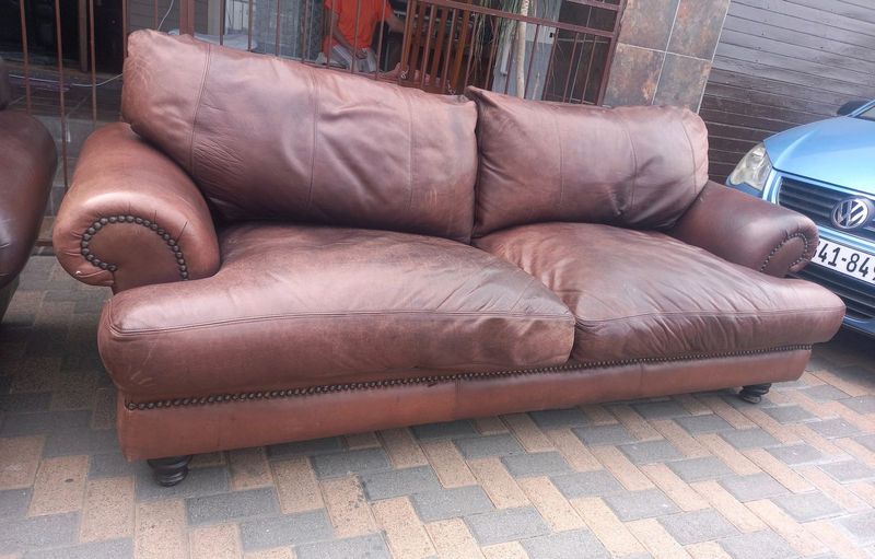 Gorgeous Coricraft genuine kudu leather 2.4 m couch