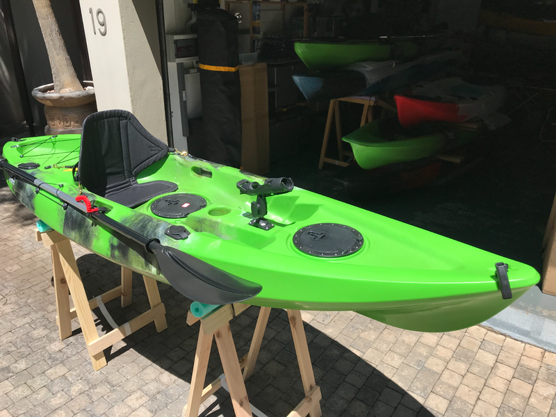 Pioneer Kayak AA2 single incl. seat, paddle, leash and rod holder, Gecko Green colour, NEW!