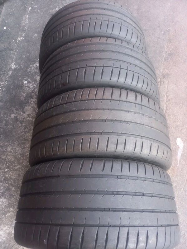 255/40/19; 275/40/19 Michelin tyres for Sale