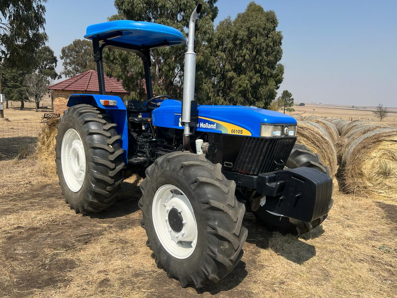 2010 New Holland 6610s 4x4 Tractor