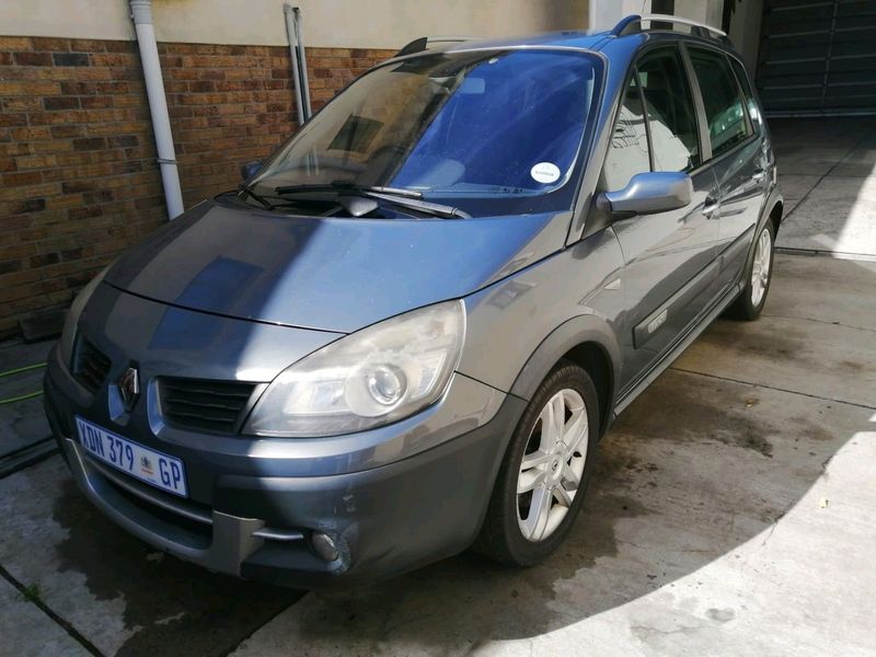 RENAULT SCENIC 2 NAVIGATOR 1.9 DCI FOR URGENTLY SALE