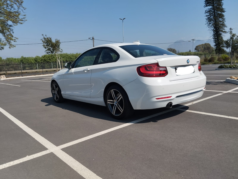 2015 BMW 2 Series 220i Coupe Sport