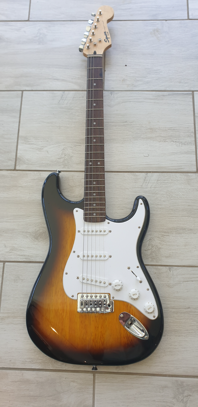 Electric Guitar, Squier for sale
