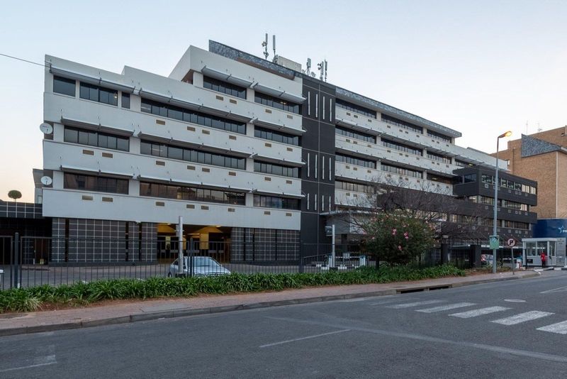 1536m² Commercial To Let in Sandton Central at R145.00 per m²