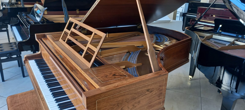 Grand Piano – Blüthner Boudior Grand Piano