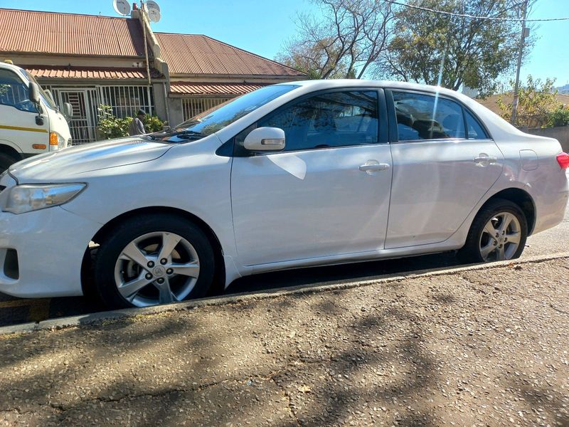2012 TOYOTA COROLLA PROFESSIONAL 1.6 MANUAL TRANSMISSION IN EXCELLENT CONDITION