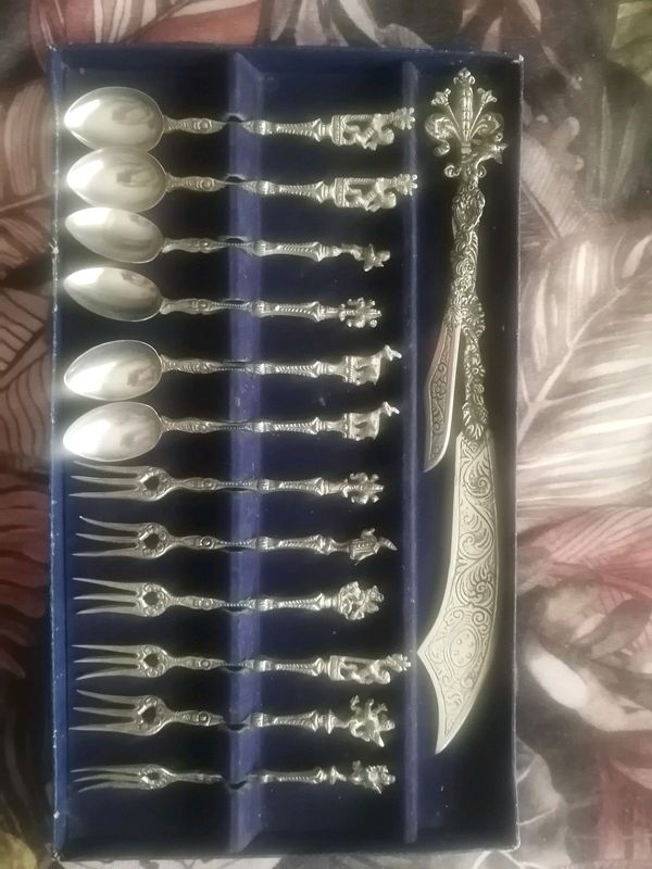 Spoon and fork set for sale