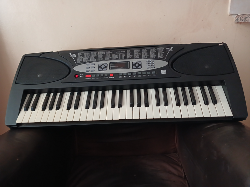 Synthesizer Music Keyboard