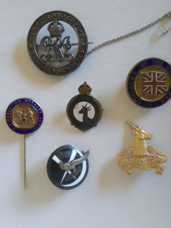 WW1 for King and Empire badge nr4509 and Comrades of the great war-rest of badges will accept offers