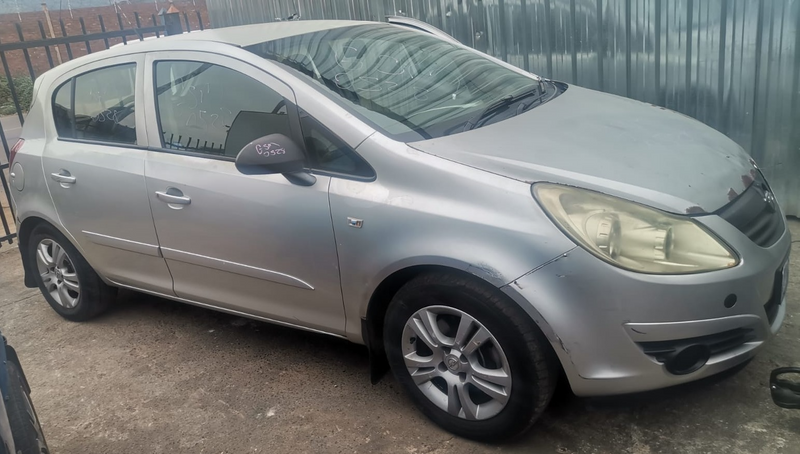 Opel Corsa D stripping for spare parts