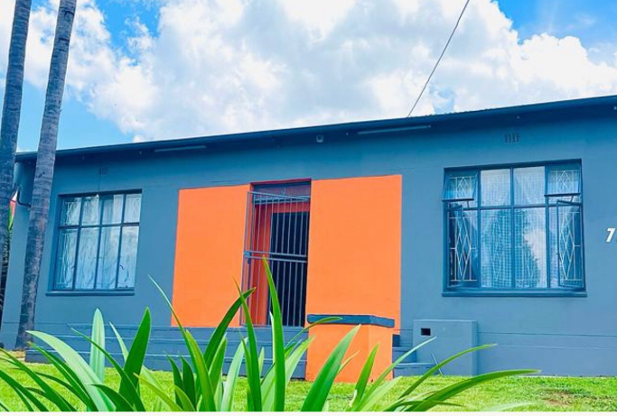 Communal 3 bedroom house in Pretoria garde