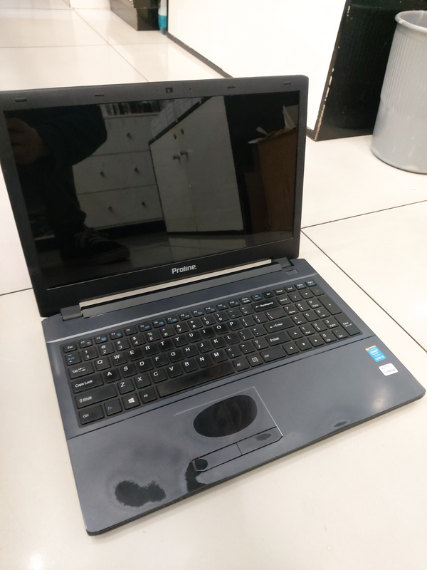 Proline W995AU Second Hand Laptop for Sale (Specs Listed Below)