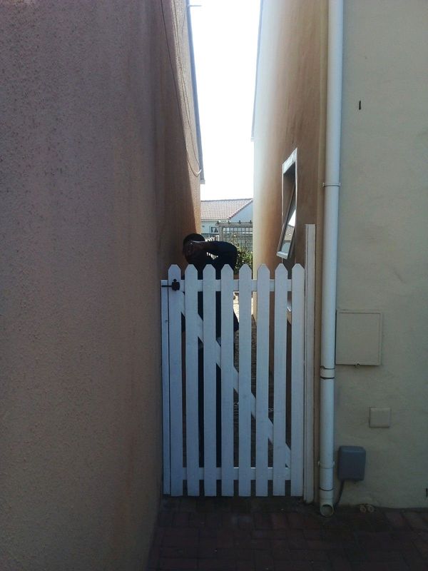 Gates , Picket fence panels &#43;27769999005 pet fences &amp; gates patio &amp; garden fencing