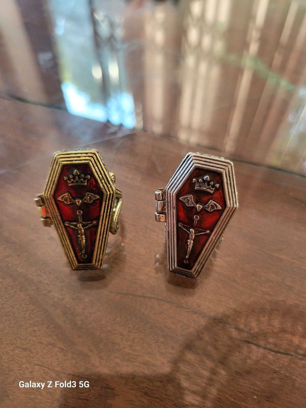 Coffin cosplay rings that open