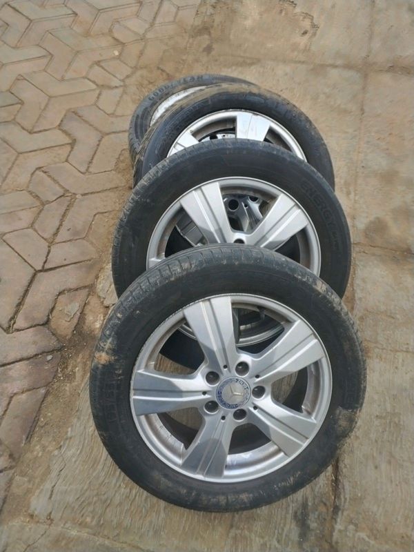 Mercedes Benz 195/55R16 rims and tyres
