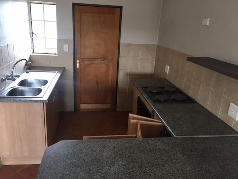 1 Bed Apartment TO LET in Elspark