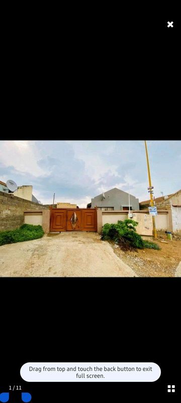  House for sale in Tembisa