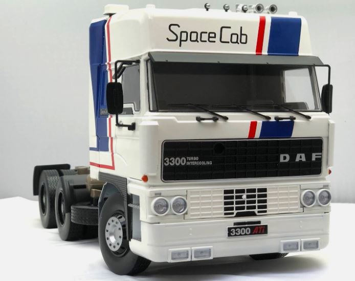 Diecast Truck 1/18 scale DAF Spacecab in White Limited Edition Model Toy Truck