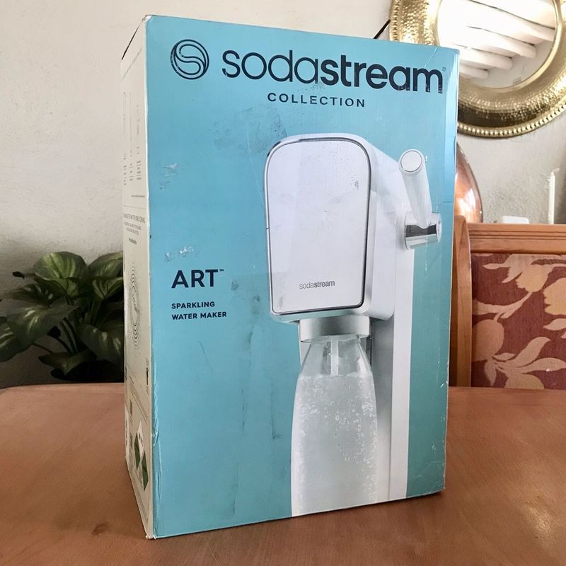 Brand new SodaStream Art Sparkling Water Maker - White
