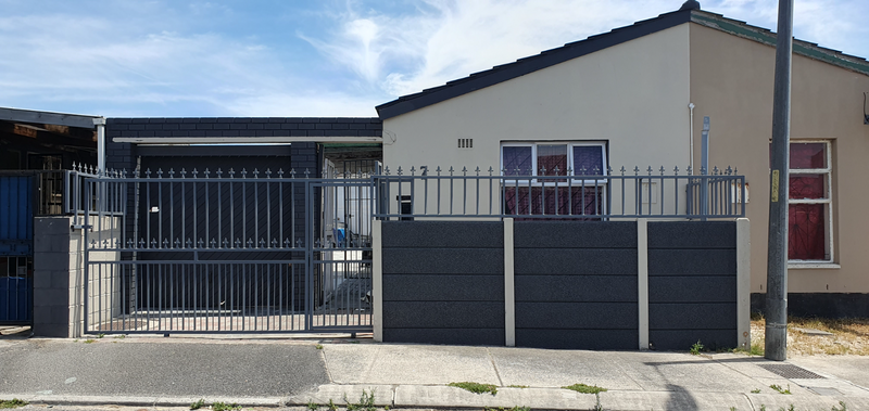 Three Bedroom House for Sale in Portlands. R870 000