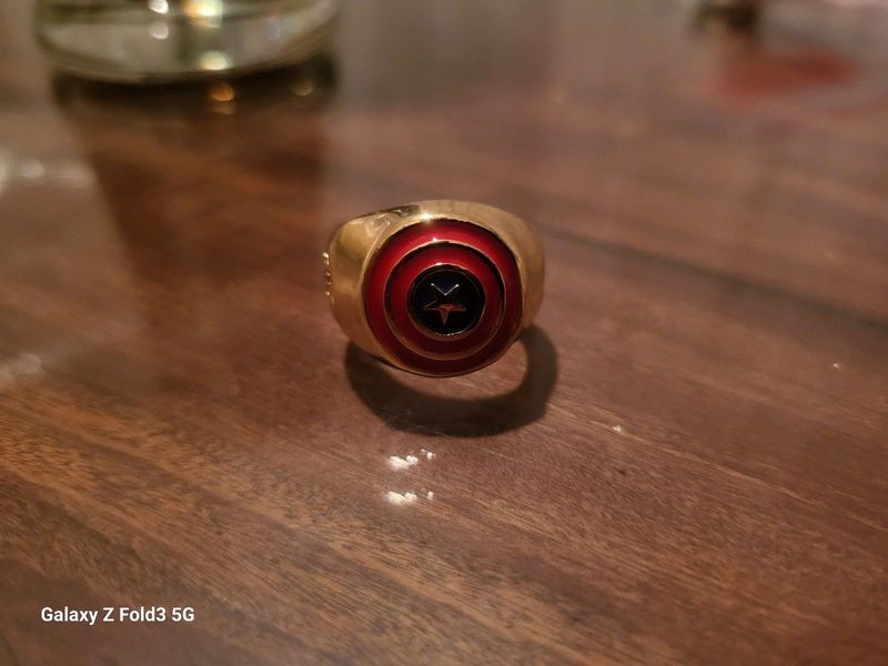 Captain America cosplay gold ring