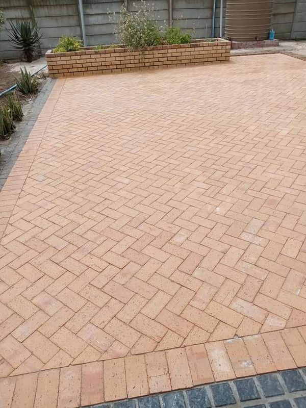 WHEATSTONE FULL BRICK PAVING SUPPLY AND INSTALLATION &#64; R269/M2